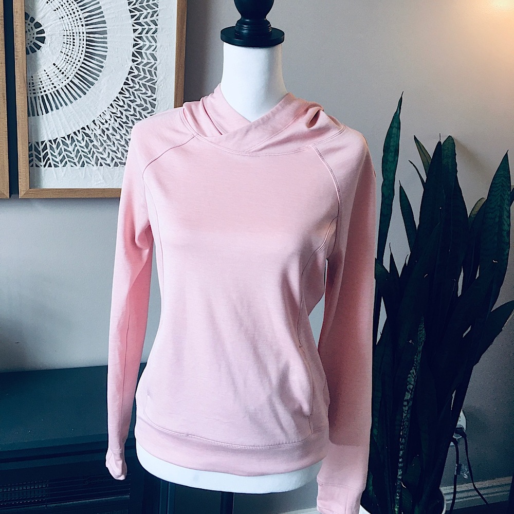 Women’s workout top size S